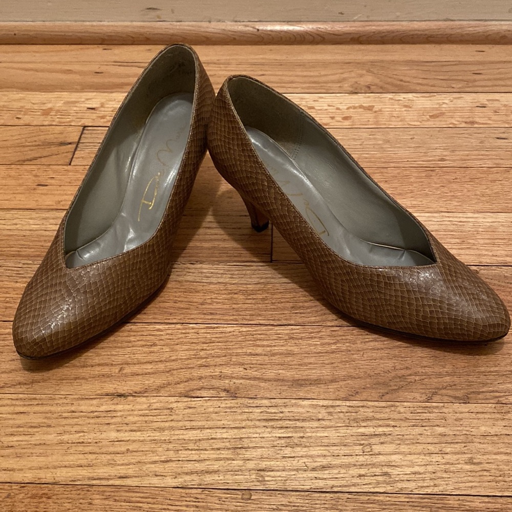 Vintage Snakeskin Leather Heels